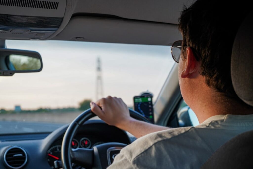 Titelbild zu „Autobahn ohne Stress: welche Vignette brauche ich in Europa?“